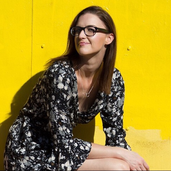 Meet your Posher, Claire - Picture 7 of 8